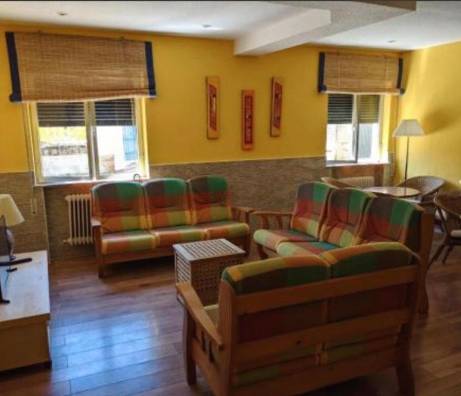 Hostal Casa Chore Hinojosa de Duero Extérieur photo